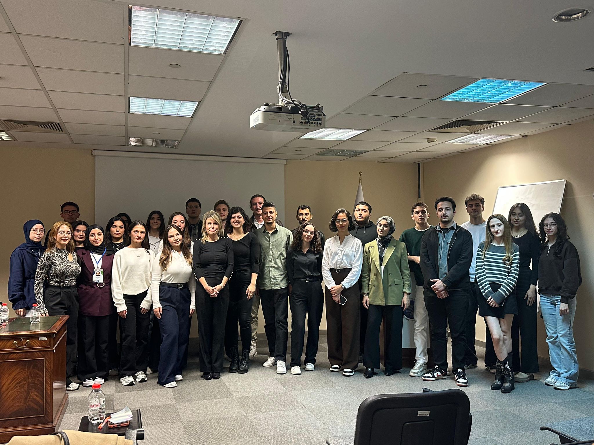 WhatsApp Image 2025-11-19 at 01.07.59.jpeg (514 KB)