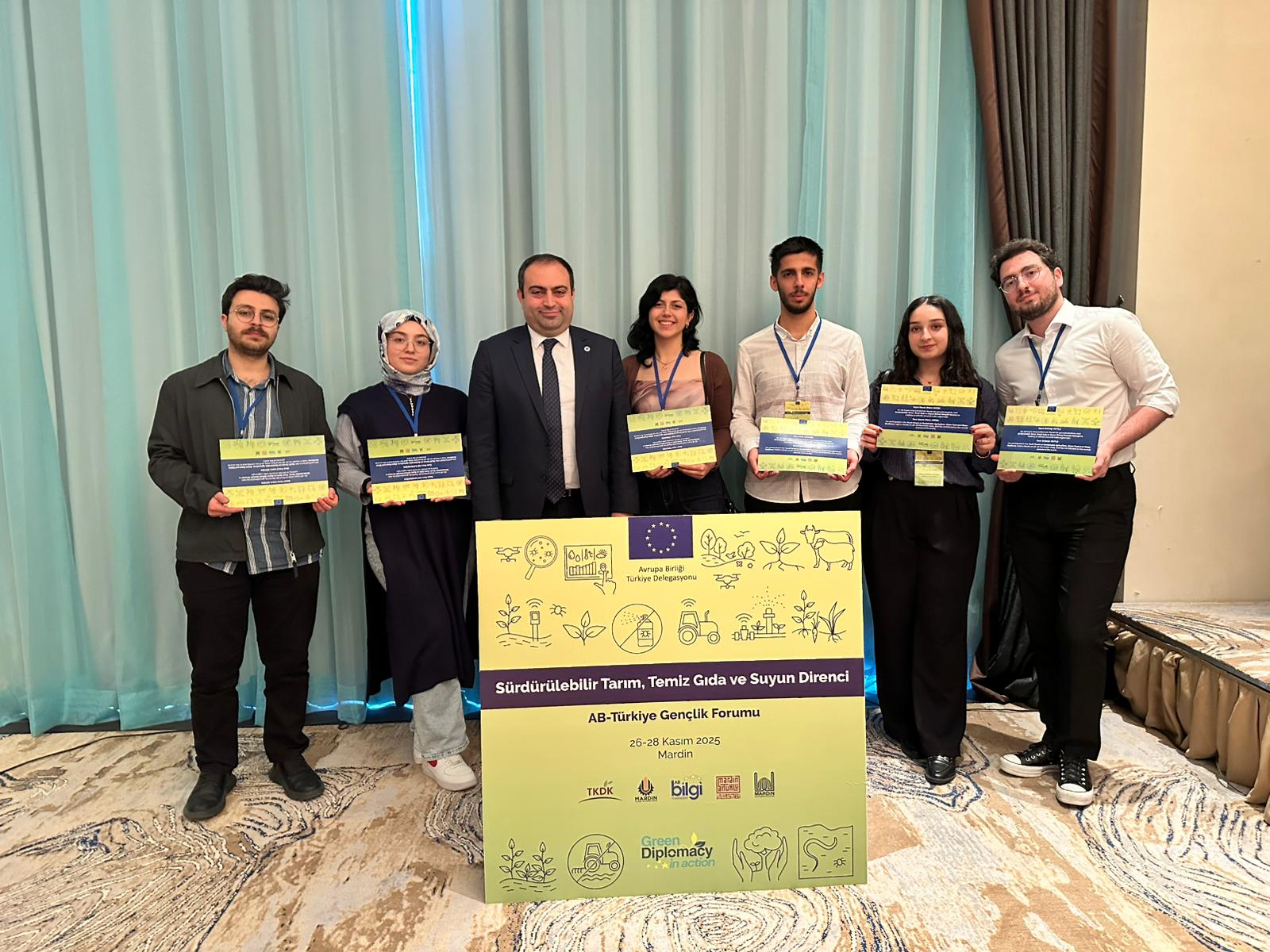 WhatsApp Image 2025-11-30 at 22.28.00 (1).jpeg (268 KB)